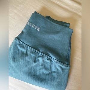 Alphalete revival leggings